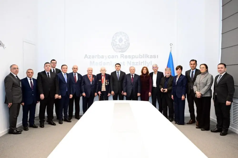 Mədəniyyət xadimlərinə dövlət təltifləri təqdim olundu - Fotolar