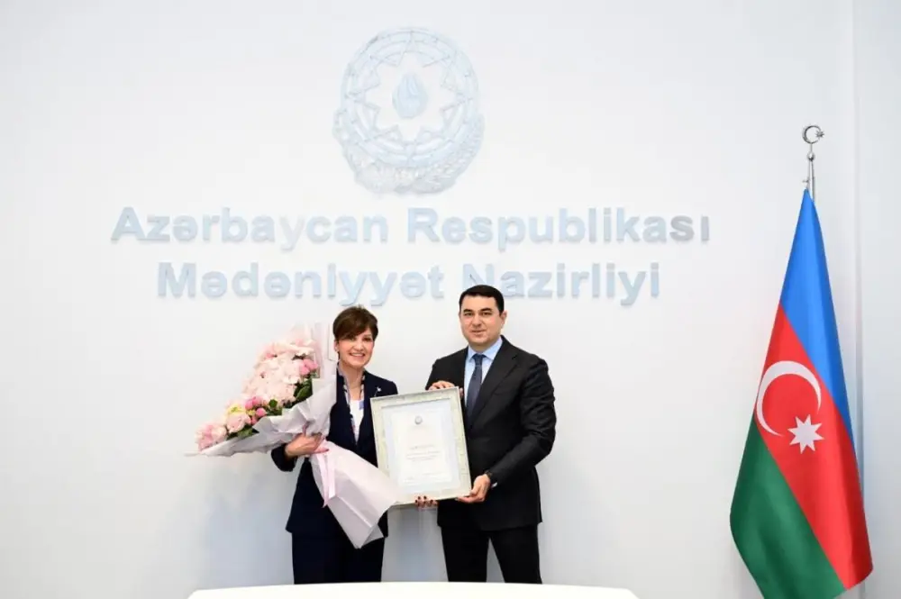 Mədəniyyət xadimlərinə dövlət təltifləri təqdim olundu - Fotolar