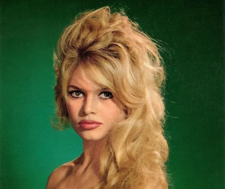 Bricit Bordo vəfat etdi