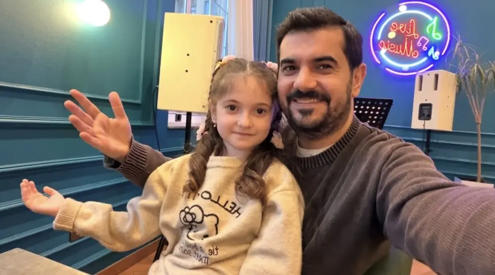 Elşən Şaxta baba oldu