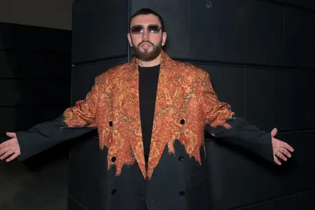 NURAN Xankədidə səhnəyə bu tərzdə çıxdı