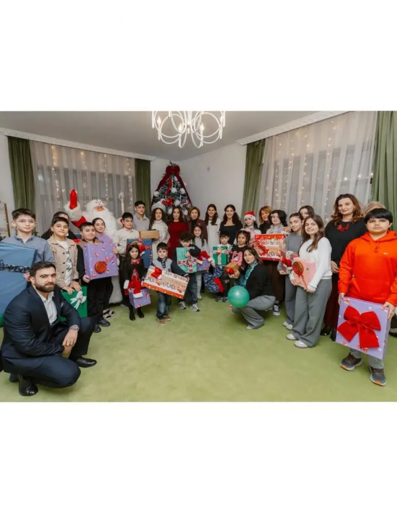 Əliyevalar Uşaqlar üçün Sosial Reabilitasiya Mərkəzində - Fotolar