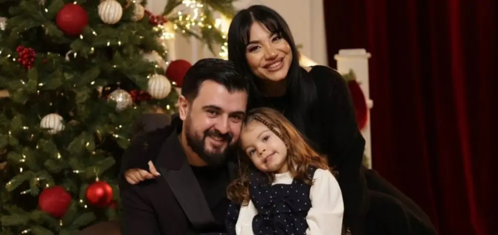 Cavid ailəsi ilə paylaşım etdi