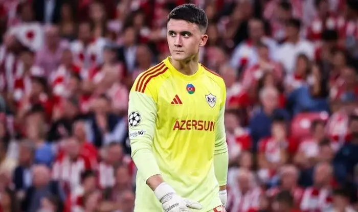 “Qarabağ”ın futbolçusu sevgilisinə evlilik təklifi etdi