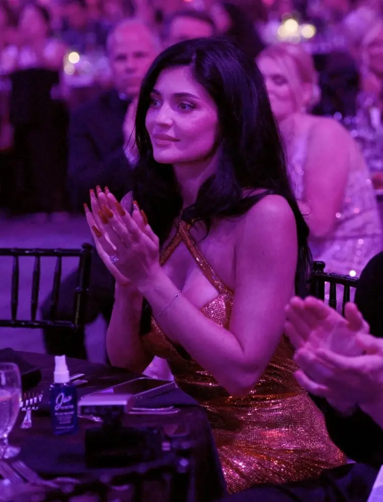 Kayli və Timoti mükafatlandırma gecəsində