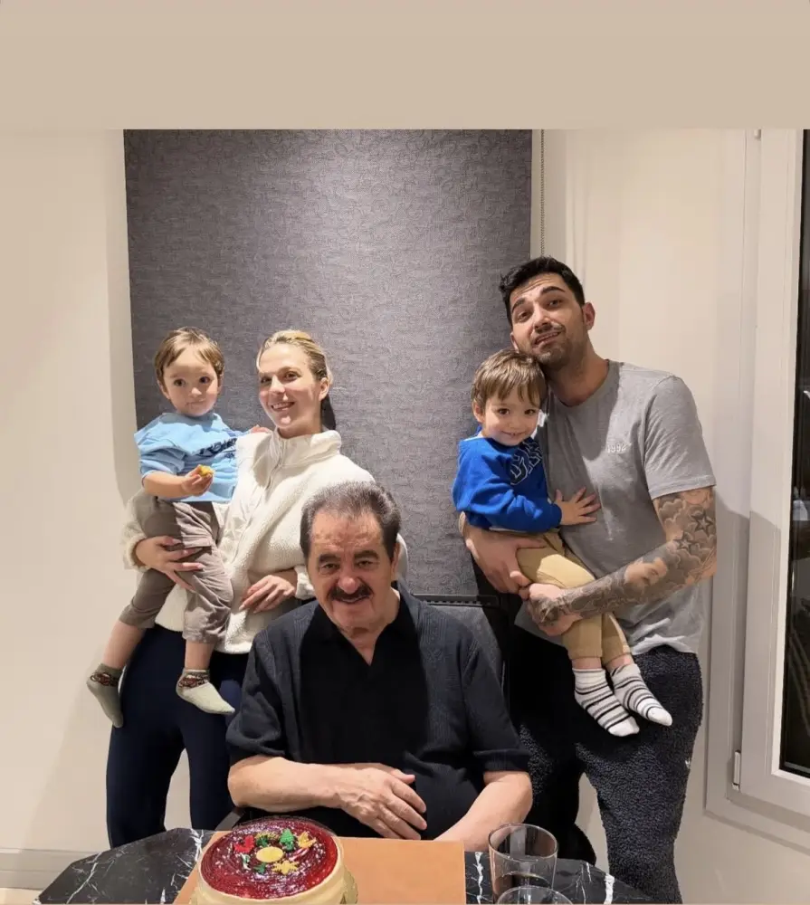 Tatlıses ad gününü belə qeyd etdi