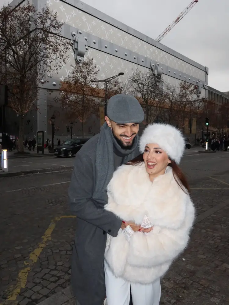 Toral Bayramov xanımı ilə Parisdə…