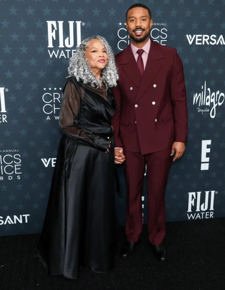 Qırmızı xalıda diqqət çəkənlər...