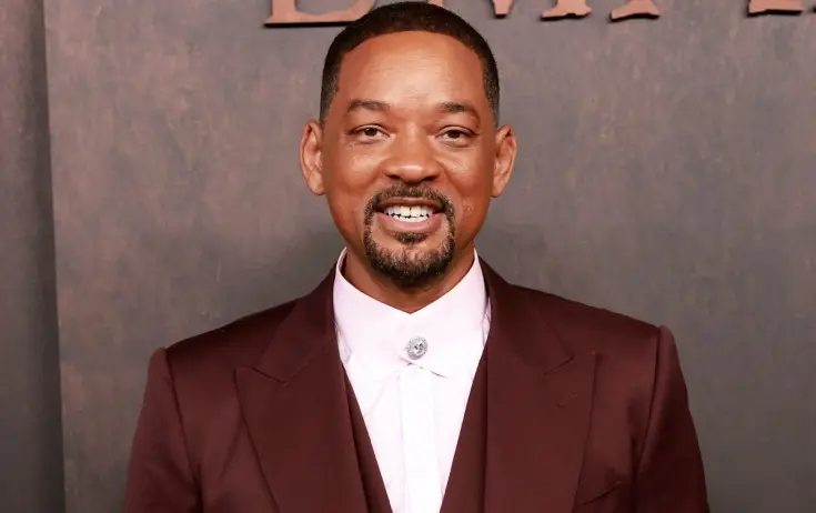 Uill Smit cinsi qısnamada ittiham edilir