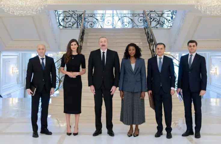 Prezident yerli kanallara müsahibə verdi - Video