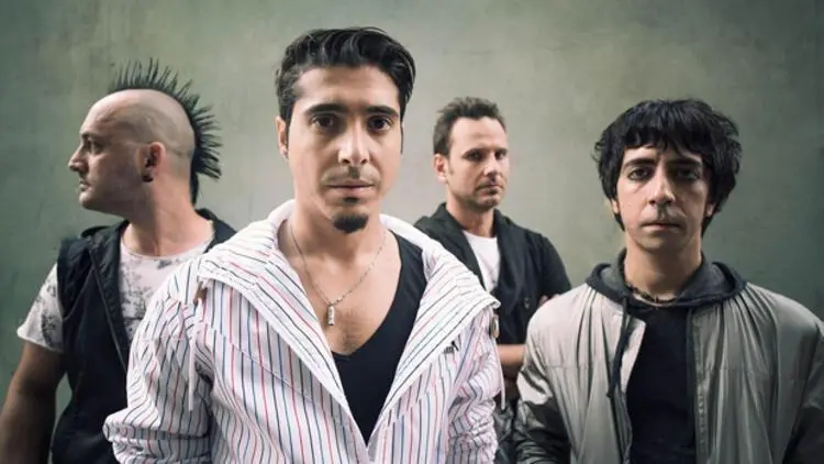 “MaNga” Bakıda konsert verəcək