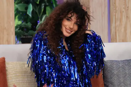 Dilarə çılpaq fotolarını paylaşdı