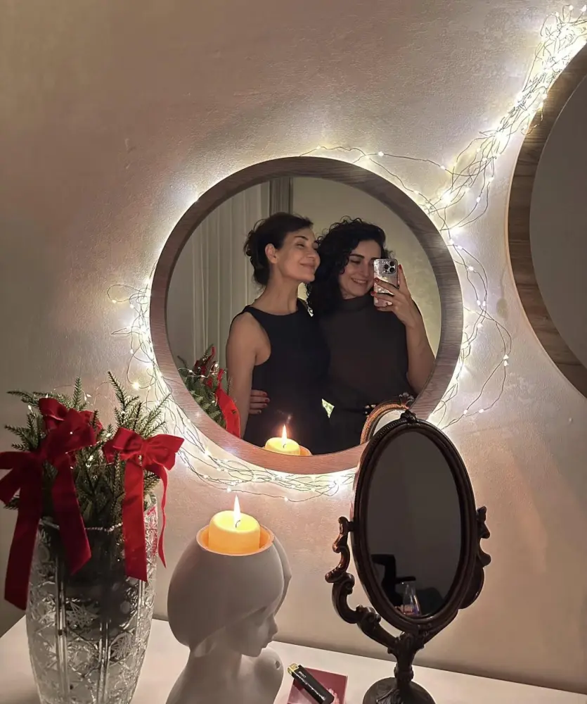 Gülzar Qurbanovadan qızı ilə paylaşım