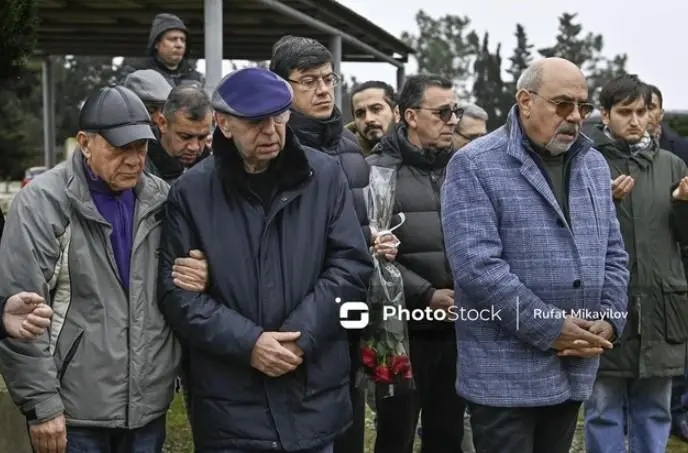 Sevinc Kərimova dəfn edildi - Fotolar