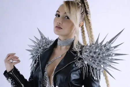 “Əvvəllər varlı olmaq insana hörmət qazandırırdı”