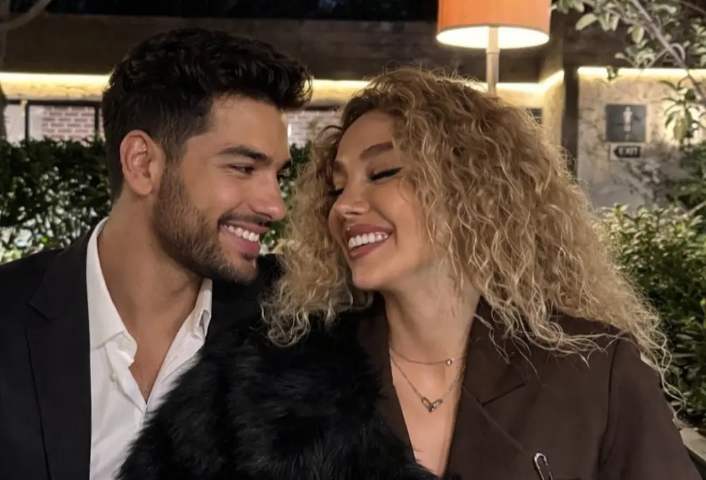 Üzel bu fotosuna aydınlıq gətirdi