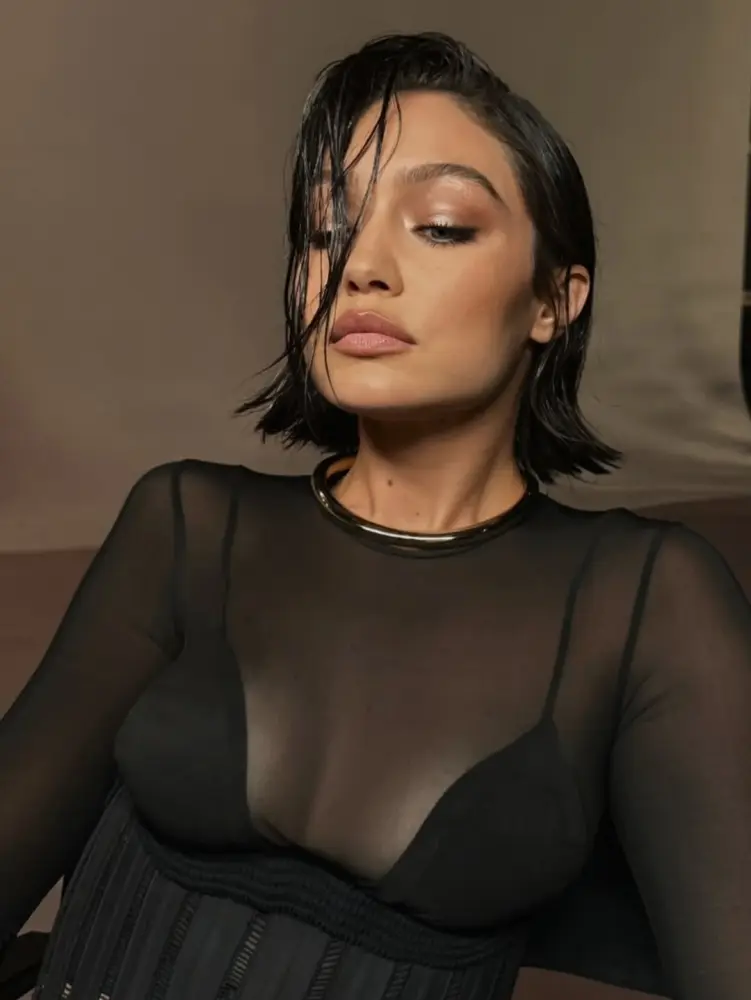 Cici Hadidin bu tərzi bəyənilmədi