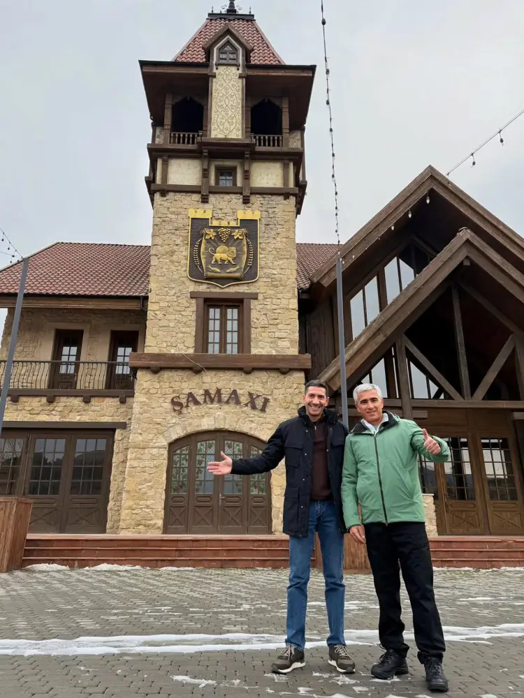 Orxan Aslanov Anar Ələkbərovla bir arada...