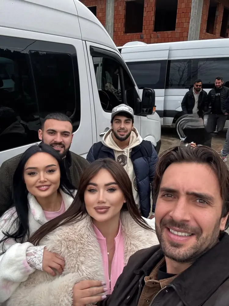 Aysel “Taşacak bu deniz”in ulduzu ilə…