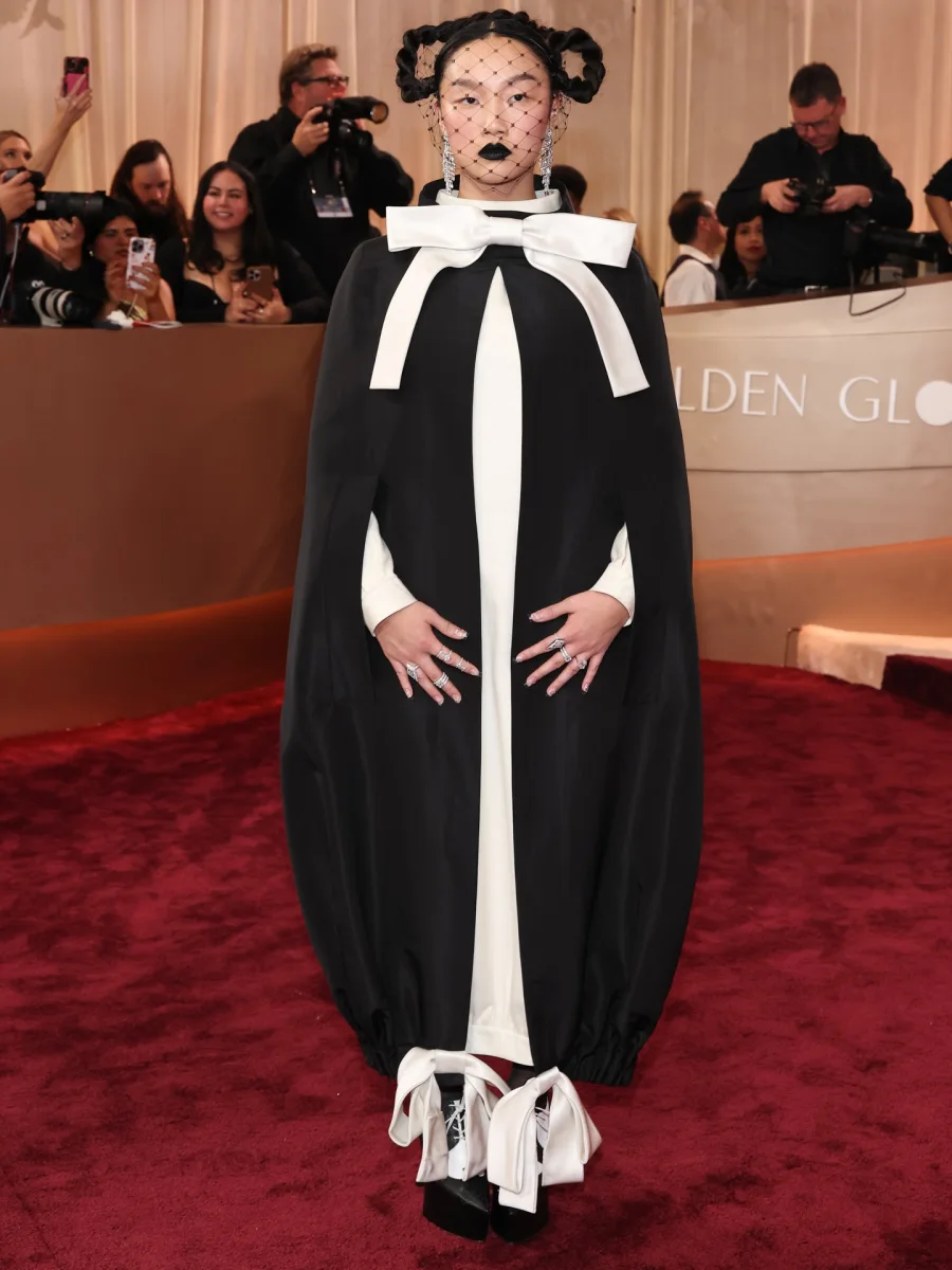 Qırmızı xalıya belə çıxdılar...