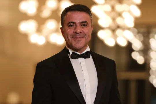 Cabir İmanovun reklamları niyə hələ də yayımlanır?