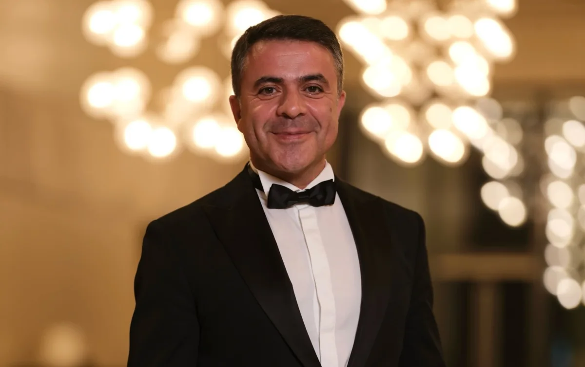 Cabir İmanovun reklamları niyə hələ də yayımlanır?