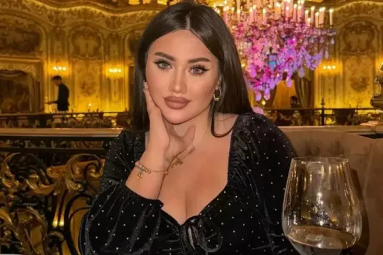 Aysel AZAL-dan şikayətləndi - “Uçuş boyu ağlamışam”