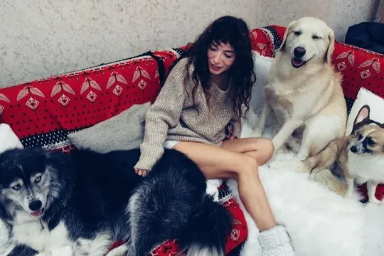 Dilarədən evində fotolar...