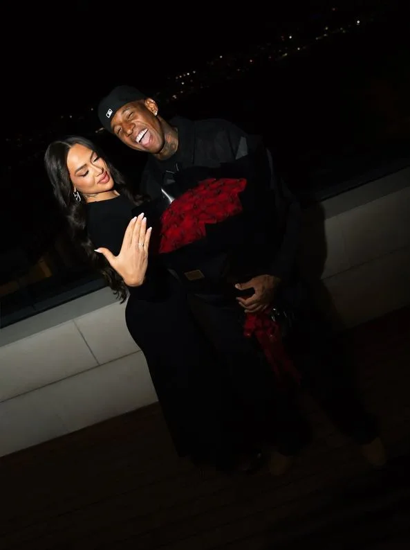 “Fənərbaxça”nın braziliyalı futbolçusu evlənir - Fotolar