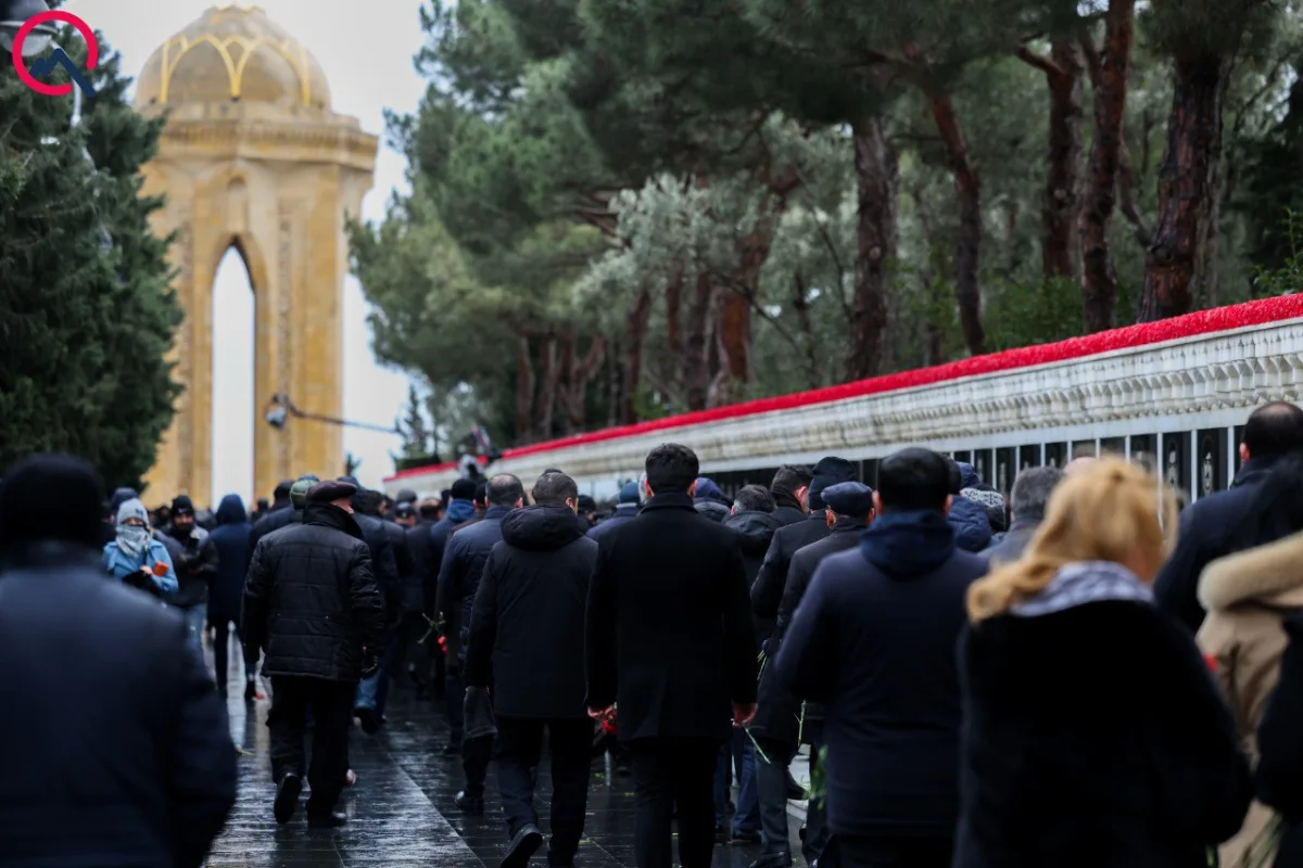 Hamı bir nəfər kimi... - Fotolar