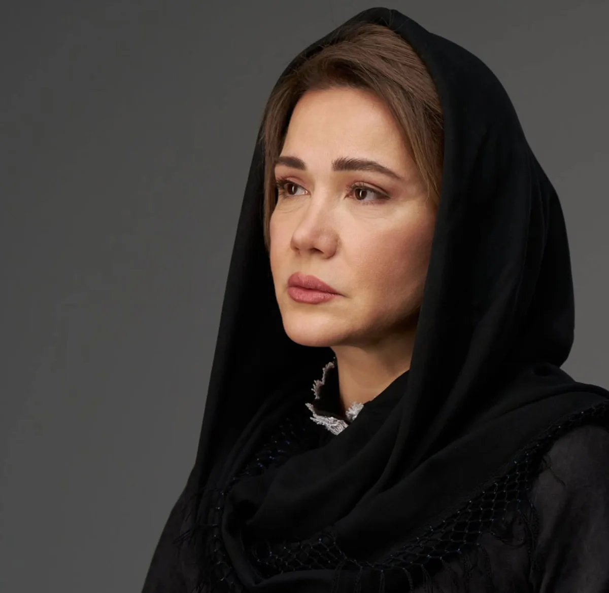 “Qırmızı qərənfilləri sevmirəm...”