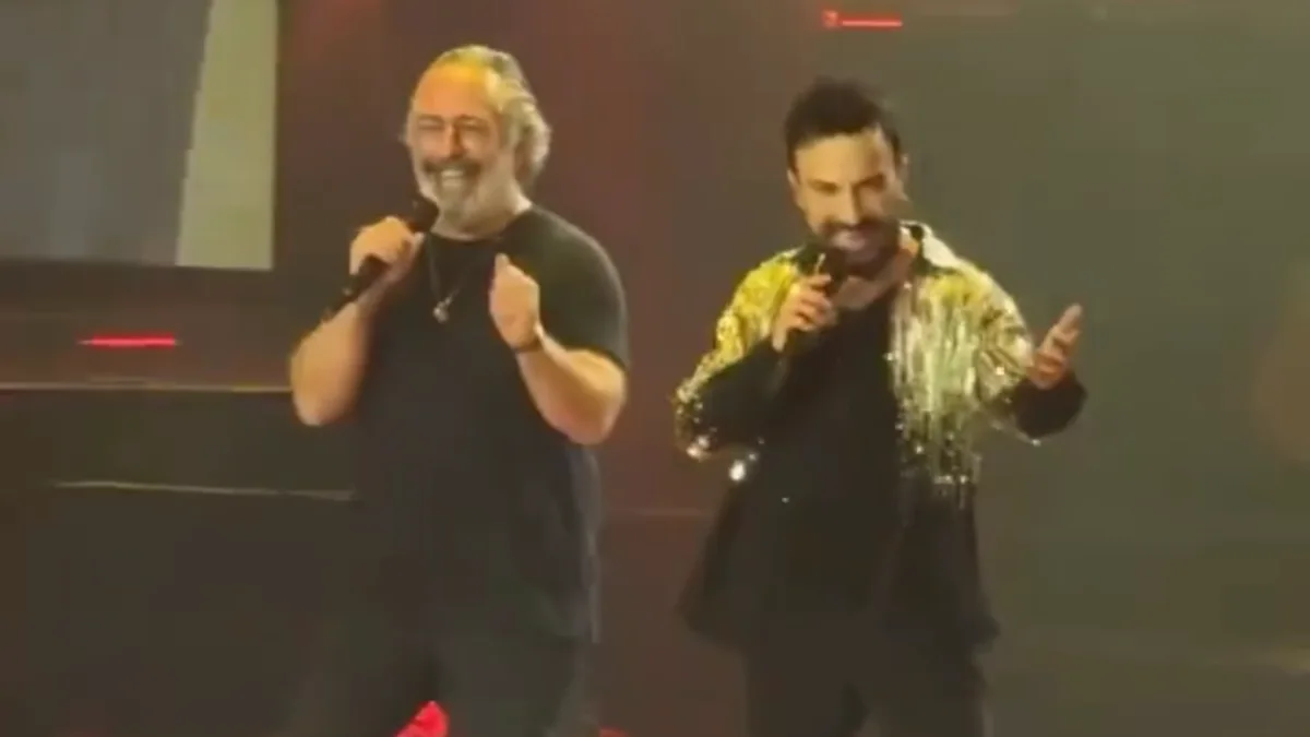 Cem Yılmaz Tarkanın səhnəsində!