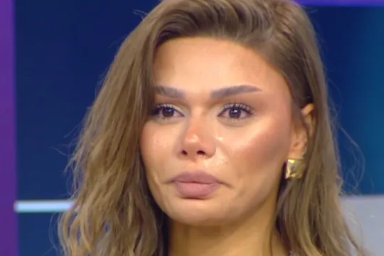 Aysun illər sonra efirdə atası ilə danışdı!