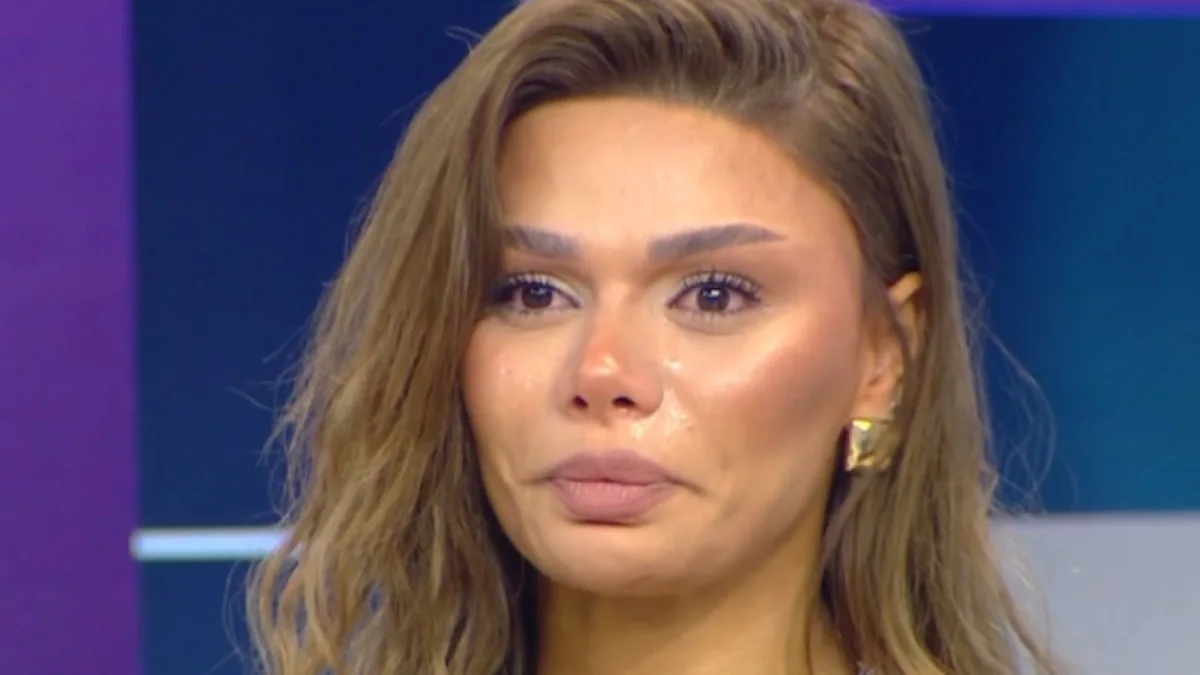 Aysun illər sonra efirdə atası ilə danışdı!