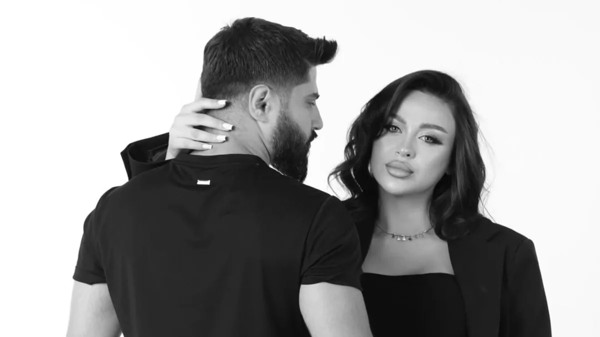 Müğənni ayrılıq qərarı aldığı xanımı ilə barışdı