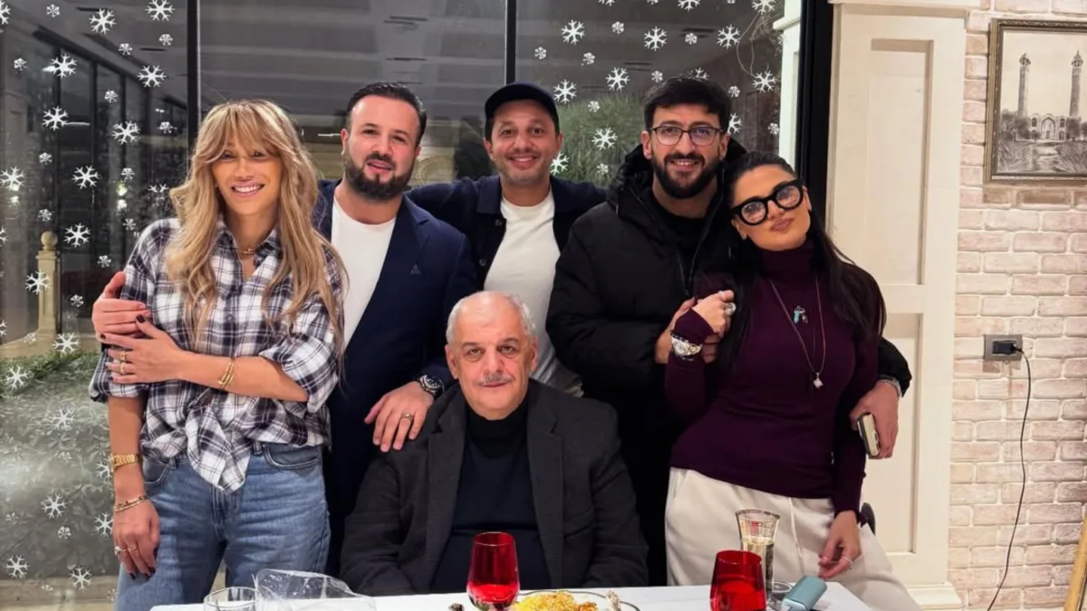 Vaqif Gərayzadə Röya Ayxanın evində…