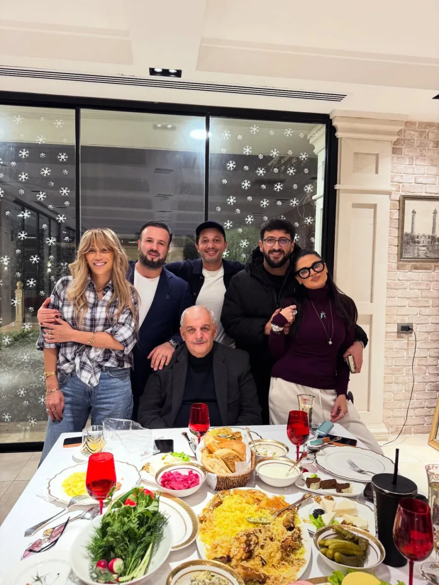 Vaqif Gərayzadə Röya Ayxanın evində…