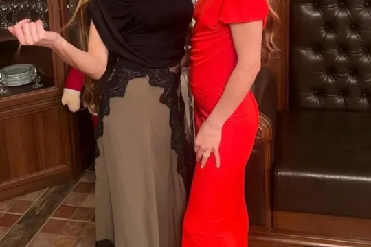 Alena Əliyeva Arzu Əliyevanı təbrik etdi - Foto