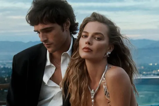 Birgə fotosessiya etdirdilər