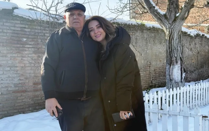 Lalə Azərtaşdan atası ilə bağlı paylaşım