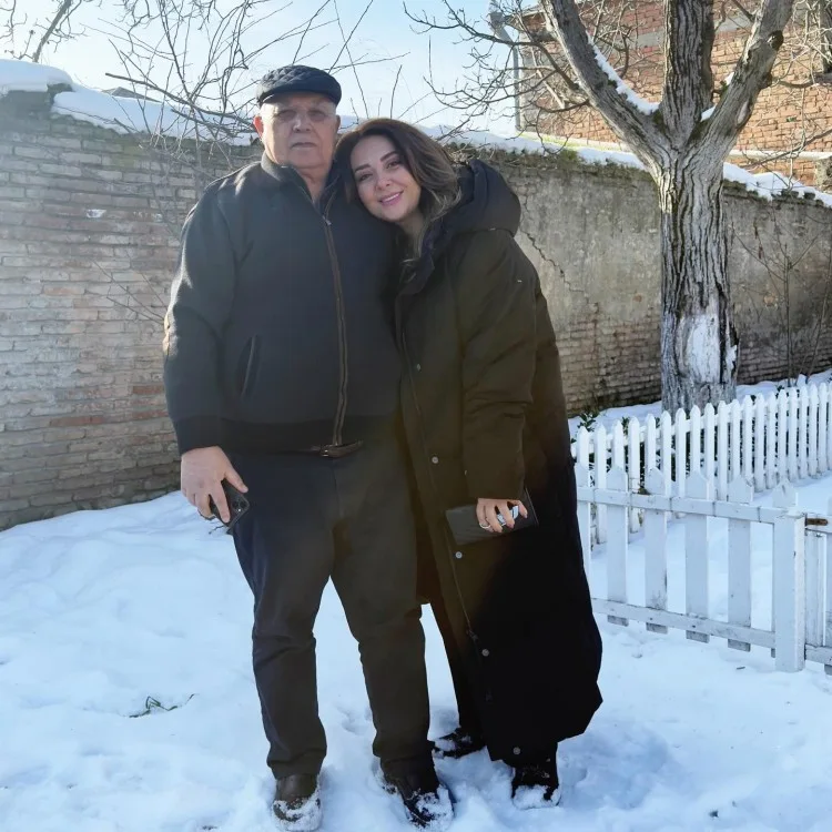 Lalə Azərtaşdan atası ilə bağlı paylaşım