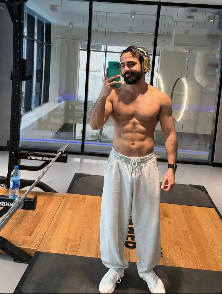 Əzələli Hüseyn...