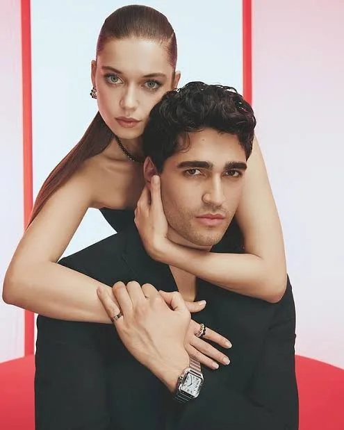 Afrayla Mert barışıb?