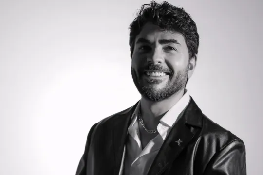 Elçin ilk dəfə konsert verəcək!