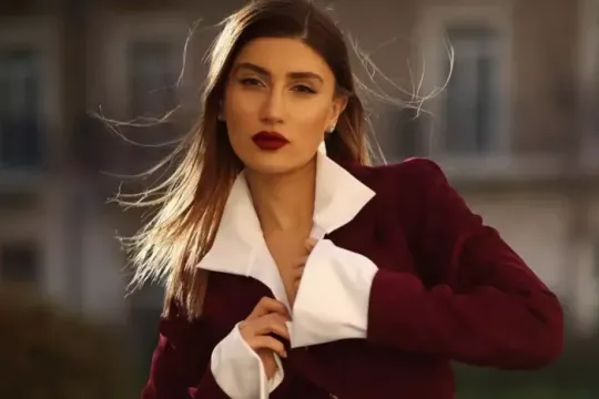 “Azərbaycan musiqisinə zərbə vuranlara paltar tikmərəm”