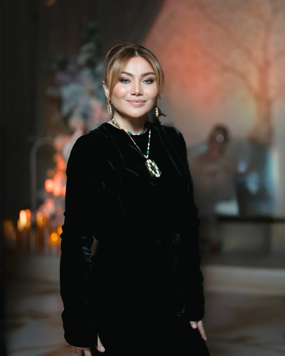 "Zaman bütün rəngləri soldura bilər..."