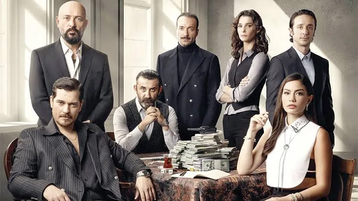 “Eşref Rüya”da şok ayrılıq