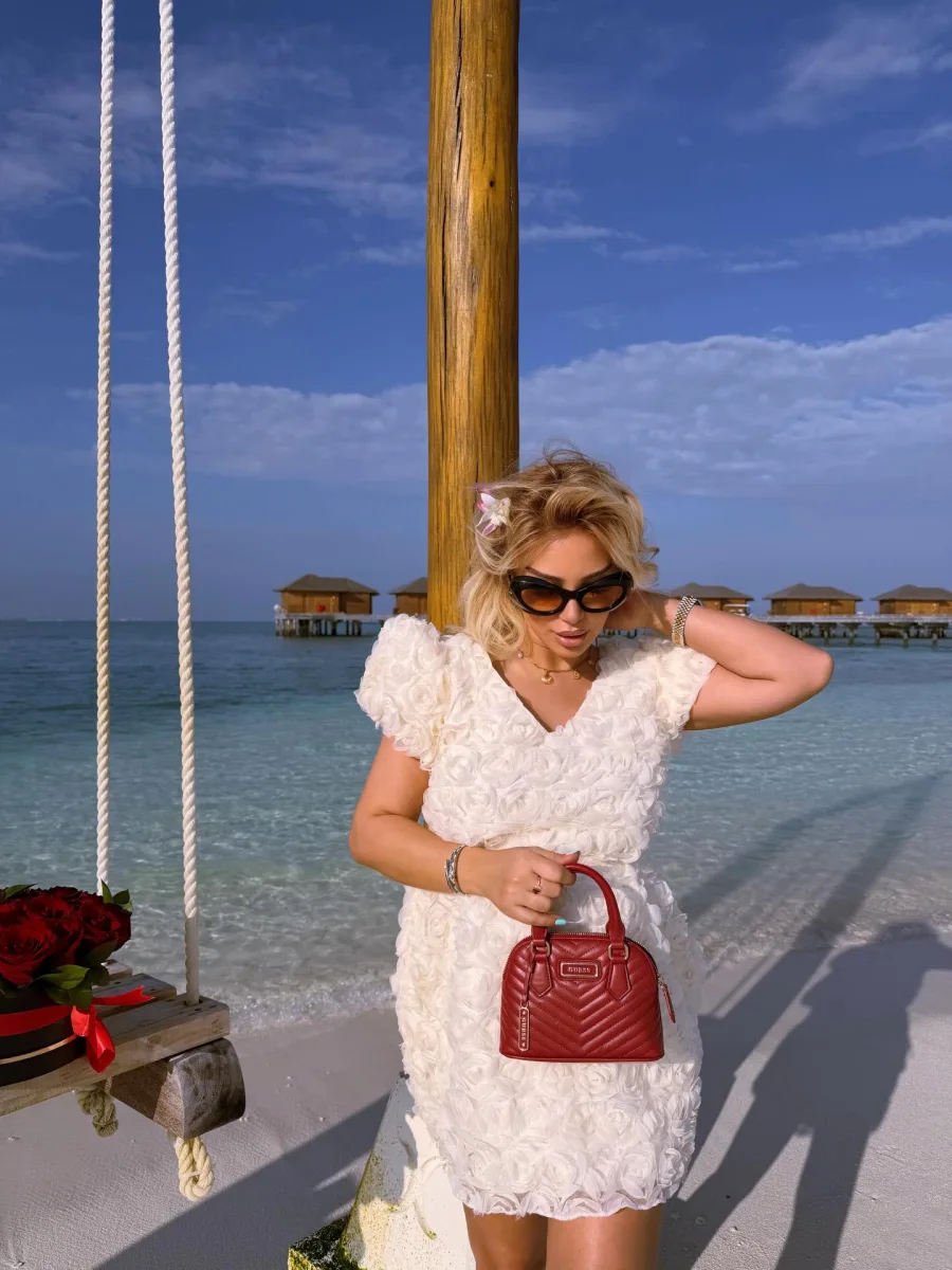 Çinarə ad gününü Maldivlərdə keçirdi