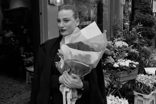 Serenayın Paris sərgüzəştləri