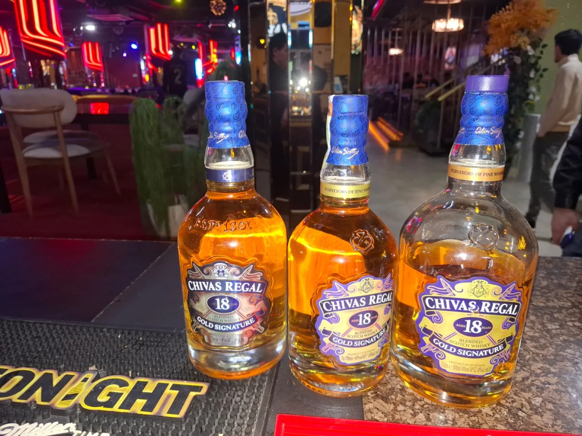 Aqşin Fatehin restoranında saxta içkilər satılırmış - Fotolar